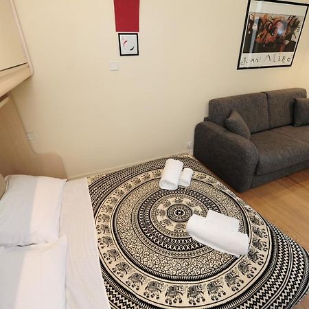 Mini Suite Miro Five Stars Holiday House Nice Exterior photo